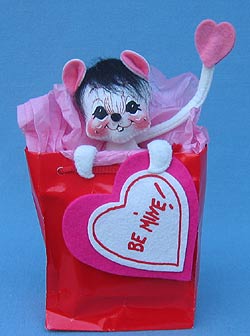 Annalee 7" Valentine Surprise Mouse - Test Run - Mint - 034399x