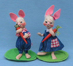 Annalee 7" Country Boy & Girl Bunny - Mint - 0625-0617-97