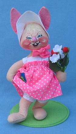 Annalee 10" Country Girl Bunny with Flowers - Mint - 065089