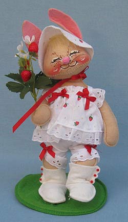 Annalee 10" Strawberry Girl Bunny - Mint - Closed Eyes - 066090xx