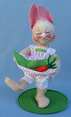 Annalee 10" Country Girl Bunny with Vegetables - Mint - 066493xx