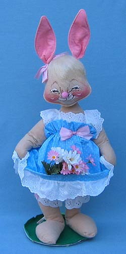 Annalee 18" Country Girl Bunny with Flowers - Mint - 072085xx