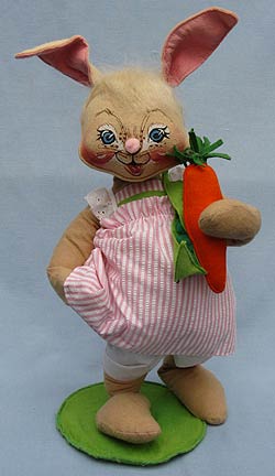 Annalee 18" Country Girl Bunny with Vegetables - Excellent - 072093a