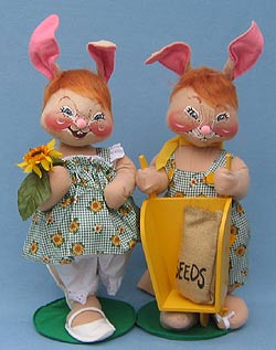 Annalee 18" Country Boy & Girl Bunny with Wheelbarrow - Mint - 0725-0720-96