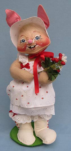 Annalee 18" Strawberry Girl Bunny - Near Mint / Excellent - 074090a