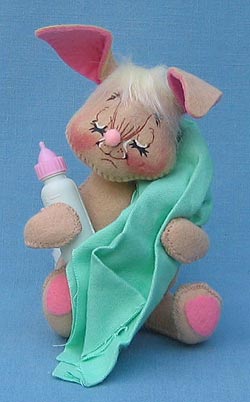 Annalee 7" Baby Bunny with Bottle - Mint - 093094xx