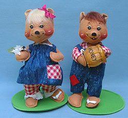 Annalee 10" Country Girl and Boy Bear with Honey Jar - Mint - 0942-0943-97