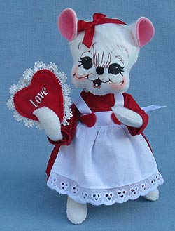 Annalee 8" Valentine Girl Mouse 2016 - Mint - 100416