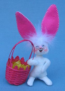 Annalee 3" Bunny with Pink Basket - Mint - 149007