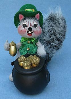 Annalee 6" Nutty in Luck Squirrel - Mint - 150711