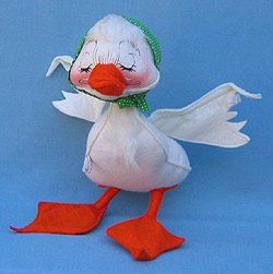 Annalee 12" Country Duck with Kerchief - Mint / Near Mint - 155083x