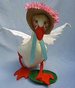 Annalee 24" Easter Parade Goose - Excellent - 156888a