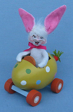 Annalee 5" Bunny in Egg Cart - Mint - 200012