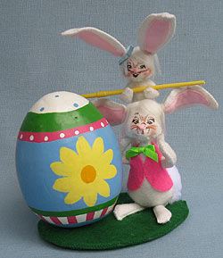 Annalee 5" Painting Pals Bunnies with Egg 2013 - Mint - 200413