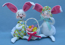 Annalee 5" Easter Basket Bunny Couple - Mint - 201112