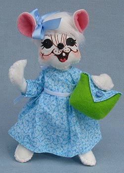 Annalee 6" Blue Skies Spring Girl Mouse with Purse 2017 - Mint - 201917