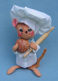 Annalee 7" Chef Mouse with Bread - Near Mint - 212596a