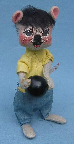 Annalee 7" Bowling Mouse - Very Good - 227584b