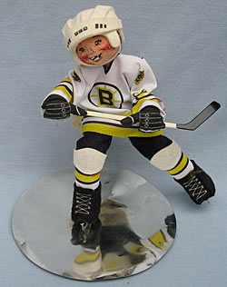 Annalee 10" Bruins Hockey Player - Excellent - 261095a