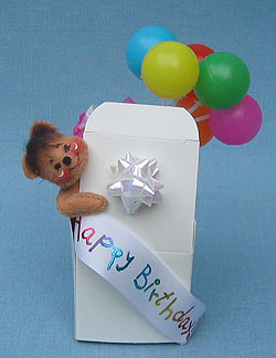 Annalee 3" Surprise Birthday Bear - Mint - 279098