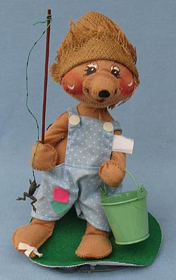 Annalee 10" Fishing Bear with Pail - Excellent - 283086a