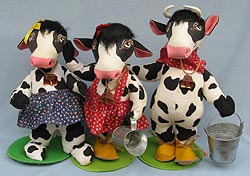 Annalee Set of Three 12" Hanna Holstein Cow and Howie Bull - Good - 285098a