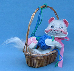 Annalee 10" Kitten with Yarn & Basket - Mint - 290086