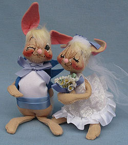 Annalee 7" Bride & Groom Bunnies in Blue - Mint - 2915-2920-93wx