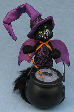 Annalee 4" Kitty Cat Bat with Cauldron 2017 - Mint - 300017