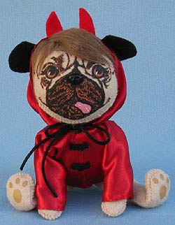 Annalee 5" Devil Dog Pug with Red Cape 2013 - 300513 - Mint