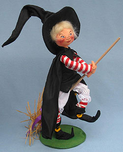 Annalee 18" Witch with Stand - Excellent - 301192oxa