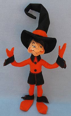 Annalee 9" Halloween Witch Elf 2017 - Mint - 301817