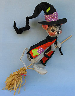 Annalee 12" Witch Mouse Flying on Broom Mobile - Mint/ Near Mint - 303080ox