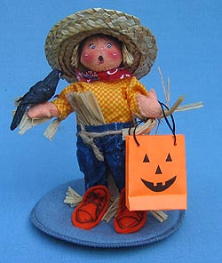 Annalee 7" Scarecrow Kid with Crow - Mint - 305898ooh