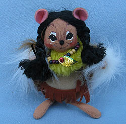 Annalee 6" Indian Girl Mouse with Bead Necklace - Near Mint - 308504ox