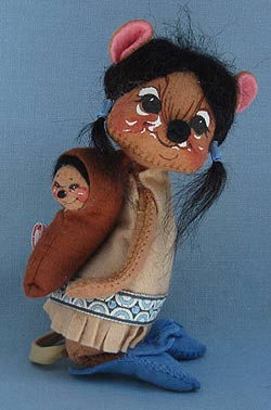 Annalee 7" Indian Girl Mouse with Papoose - Near Mint - 308586bew