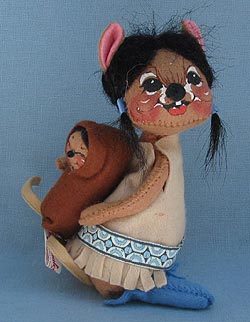 Annalee 7" Indian Girl Mouse with Papoose - Near Mint - 308586