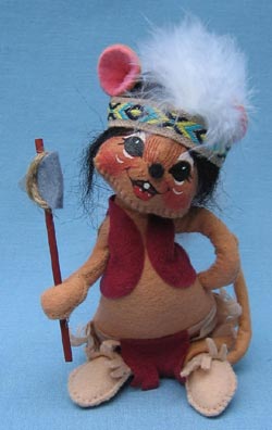 Annalee 7" Indian Boy Mouse with Tomahawk - Big Feather - Mint - 309097