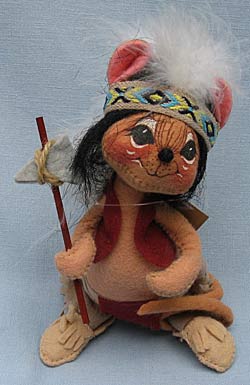 Annalee 7" Indian Boy Mouse with Tomahawk - Big Feather - Mint - 309097ox