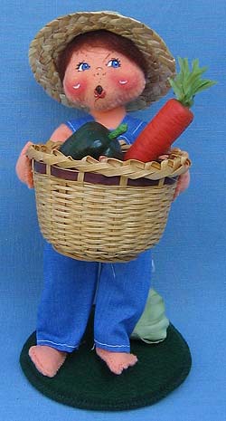 Annalee 7" Picking Time Garden Harvest Boy - Mint - 316700ooh