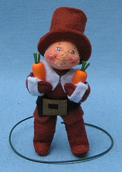 Annalee 3" Pilgrim Boy Holding Carrots - Mint - 321196ox