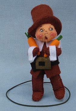 Annalee 3" Pilgrim Boy Holding Carrots - Mint - 321196ooh