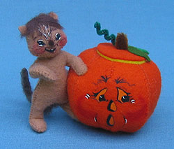 Annalee 3" Little Chippy Halloween Chipmunk with Jack-O-Lantern - Mint - 324602