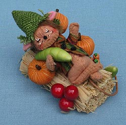 Annalee 3" Afternoon Nap Mouse with Vegetables - Mint - 350310