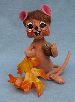 Annalee 6" Acorn Mouse - Mint - 350610