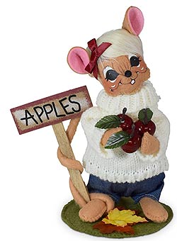 Annalee 6" Apple Orchard Girl Mouse 2021 - Mint - 361221