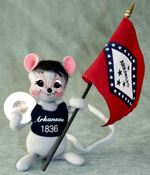 Annalee 7" State Quarter Mouse - AR - Mint - 382303