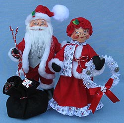 Annalee 9" Silver Snowflake Mr & Mrs Santa 2017 - Mint - 400417-400517