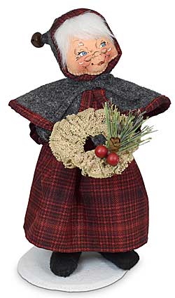 Annalee 9" Plaid & Pine Mrs Santa 2023 - Mint - 410023