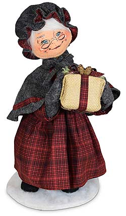 Annalee 13" Plaid & Pine Mrs. Santa 2023 - Mint - 410823